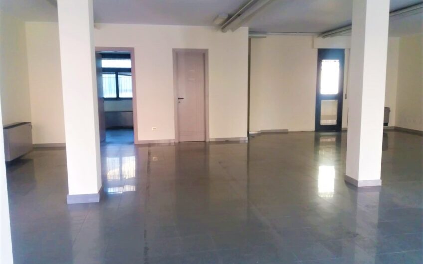 locazione commerciale- Monserrato via del Redentore